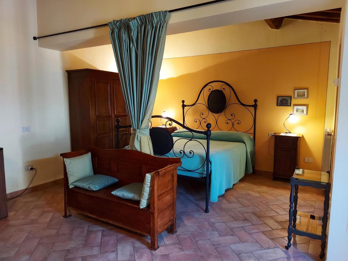 Agriturismo Il Giovannello Рокастрада Стая снимка